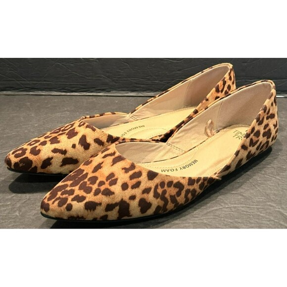 Time and Tru Comfort Leopard Print Point Toe Ballet Flat Women's Size 11 - Picture 1 of 10